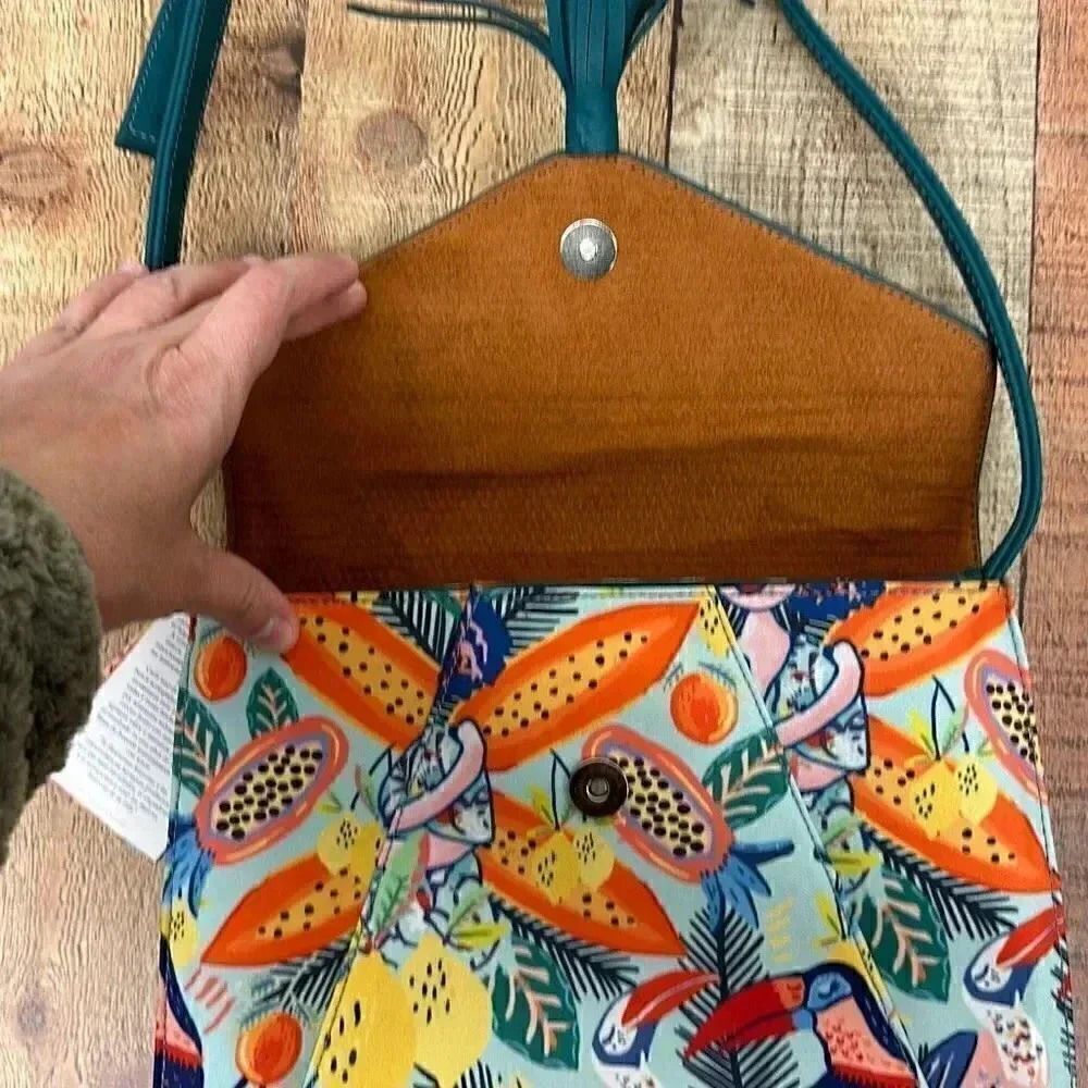 NWT Raquel Arana Crossbody Tropical Floral Bag Purse - Picture 3 of 9